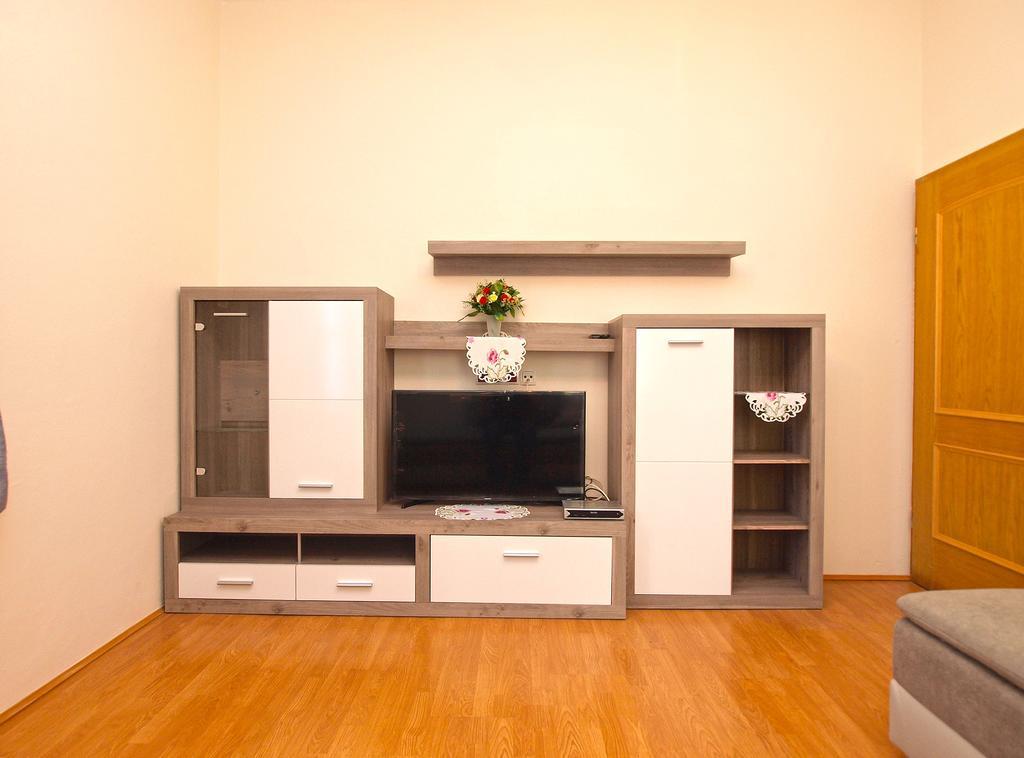 Apartments Joko 1160 Póla Kültér fotó